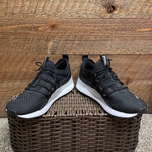 PUMA Women’s Pacer Next Cage Running Shoes Sneakers Black & White Size 7.5 EUC - Picture 5 of 12